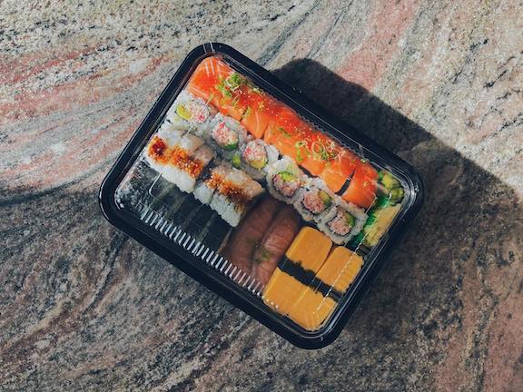 The most perfectly packed sushi takeout. It was also delicious. 🍱