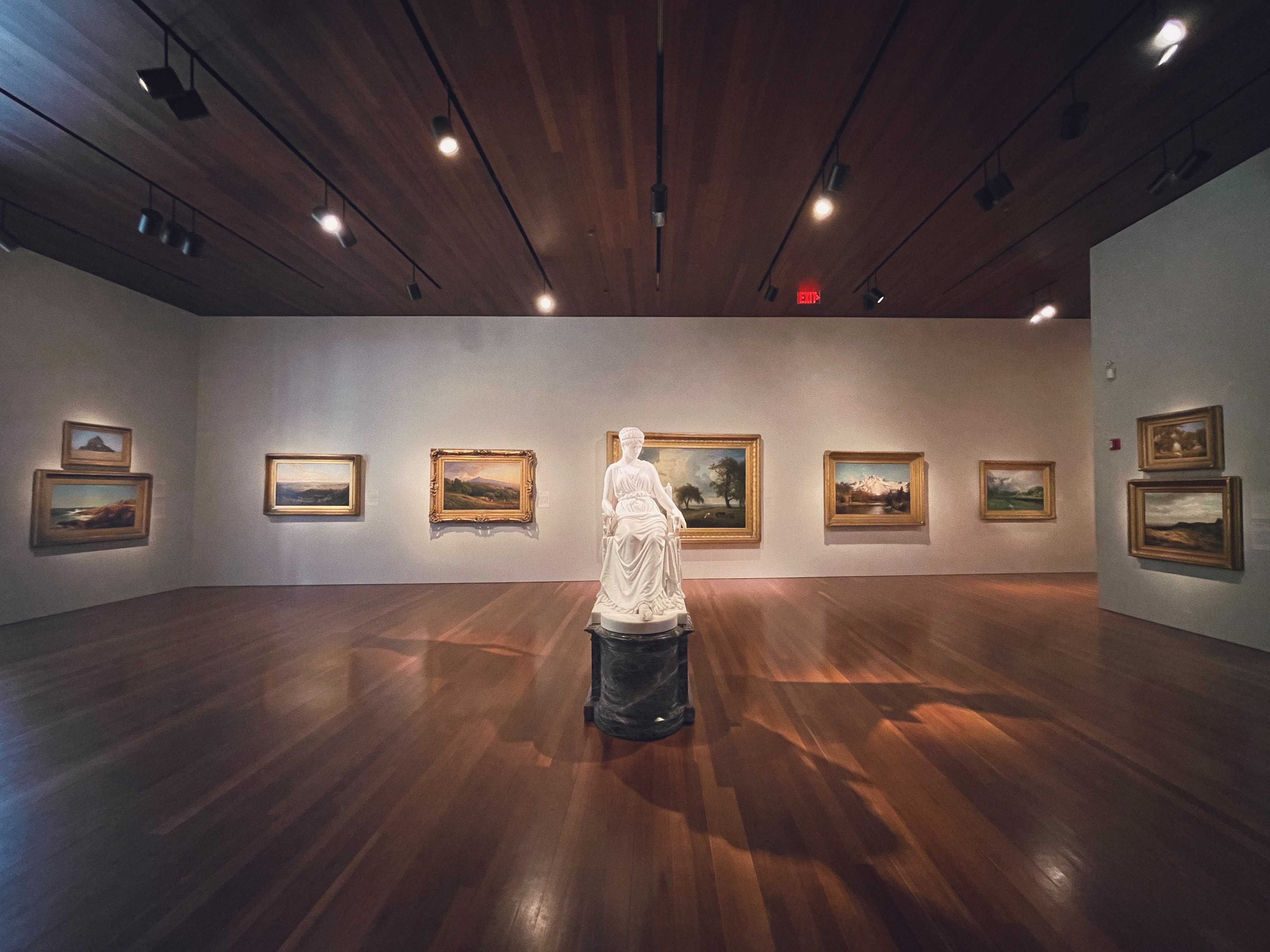 An art gallery empty of people in the de Young Museum in San Francisco.